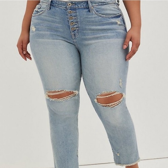 NWT Torrid Stovepipe Mid Rise Jeans Raw Hem Button Fly Distressed Size 14 - Picture 3 of 10